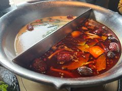 -湊湊火锅·茶憩(新中关购物中心店)