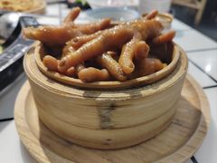 -卤校长重庆火锅(恒隆广场店)