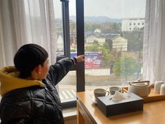 -铂逸梦秦酒店(横店梦幻谷店)