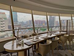 靠窗位-杏荟旋转餐厅(广州爱群店)