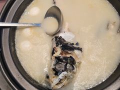 -香山湖家家宴(中山陵店)