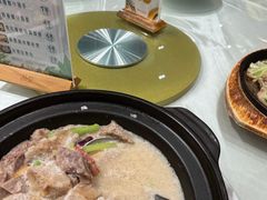 -品泉餐厅·大盆鱼·走地鸡