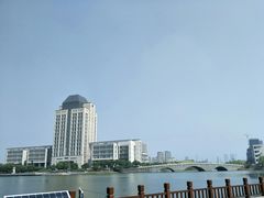 -公益图书馆(江南大学店)