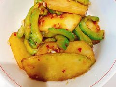 -饭橘汉江码头·乡野土菜馆(静安路店)