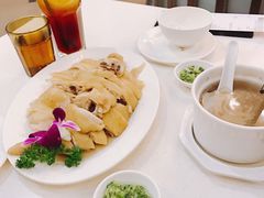 原只花雕油鸡-香港新发烧腊茶餐厅(万象店)