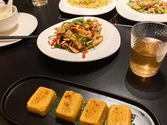 -鲜入唯煮·港式海鲜牛肉火锅(金宝街店)