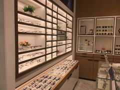 -宝岛眼镜·星创视光中心(金桥店)