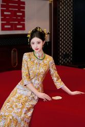 -莫小姐婚纱
