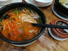 -桥香园过桥米线(国贸店)