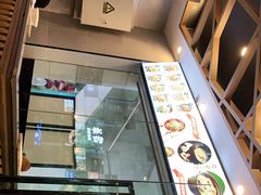 -诗爷牛尾汤(大坪英利店)
