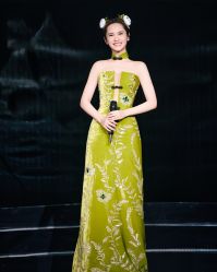 -Renee芮亦婚纱(原丽莎)
