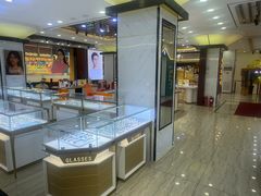 -现代眼镜批发城(台东三路店)