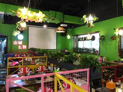 -川渝窈妹纸包鱼·齐齐哈尔烤肉