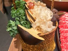 -三出山火锅(南京万象天地店)