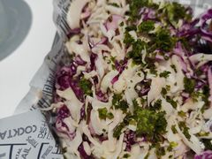 卷心菜派对-TRIPS BURGER(大钟寺店)