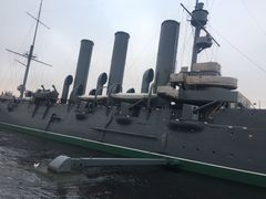 -阿芙乐尔号巡洋舰