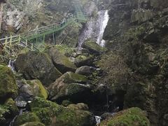 -藏龙百瀑风景区