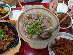 -冯烫烫跷脚牛肉·川菜小馆(武胜西街店)