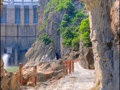 -汉中石门栈道风景区