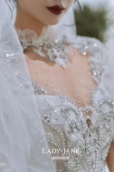 -Lady  Jane高端婚纱礼服馆