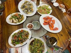 -岛中岛·海鲜大排档·万宁老字号(东澳店)