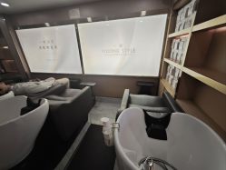 -一東造型烫发染发