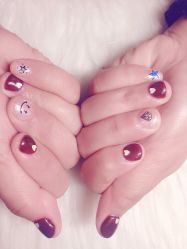 -Love Lady Nail