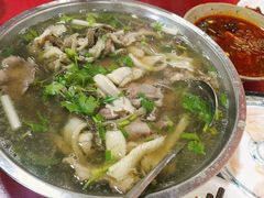 翘脚牛肉-谢老五跷脚牛肉·非遗传承店
