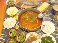 -老凯里苗岭酸汤鱼酸汤牛肉(百里杜鹃路店)