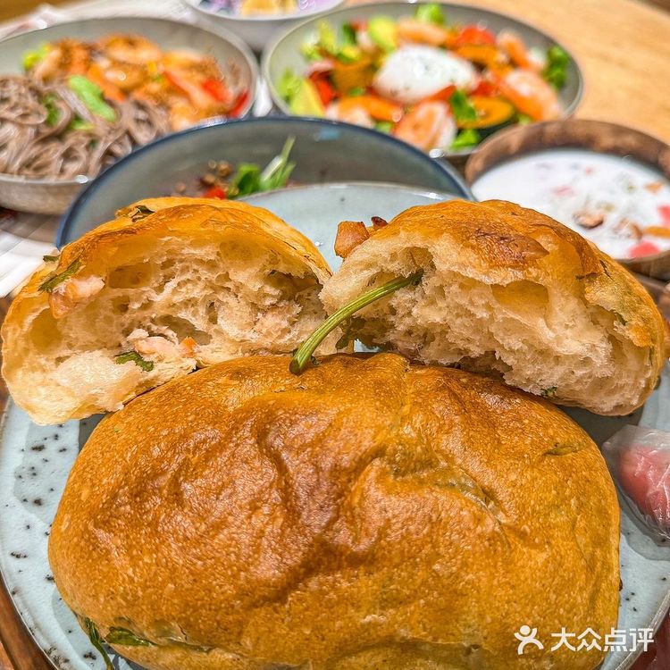 谁懂啊‼️这个马兰头恰巴塔真的是巨巨巨好吃