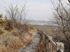 -定都峰