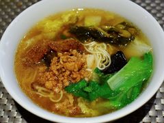 -BLU 全日制餐厅(上海安曼纳卓悦酒店)
