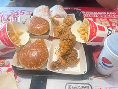 -达美乐比萨(栖霞大道店)