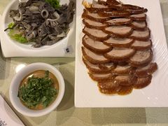 精品烤鸭-东四民芳餐厅(世茂工三店)