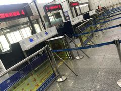 -霍尔果斯国门景区