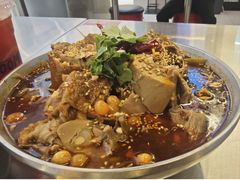 -蓉三少冒烤鸭·四川小吃集(北京首店)