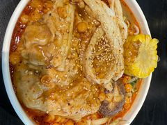 -W COLLECTIVE  DESSERT SHOP