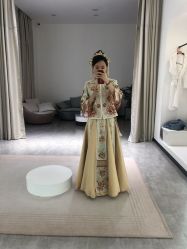 -禕·愫白婚纱商店