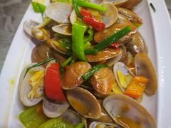 -四川小胡子海鲜(丁村万人海鲜广场店)