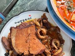 -四方小吃·白族庭院餐厅