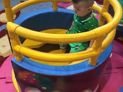 -蒙特利亲子乐园