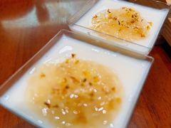 桂香冰豆花-香麒园·过桥米线·南湖雅宴