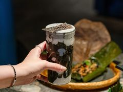 -三出山火锅(南京万象天地店)