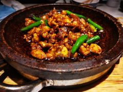 酱爆石锅蛙-绿茶餐厅(朝阳大悦城店)