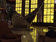 -上海滴水湖皇冠假日酒店