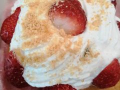 草莓牛奶雪花冰-鲜芋仙·芋圆·仙草(天津鲁能城店)