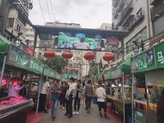 -正宁路小吃夜市