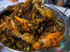 -凤凰路何眼镜香辣蟹(花果园店)