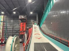 -极限PLAY运动娱乐新世界·团建派对表演休闲馆·室内高空游乐园