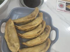 -老新隆牛肉锅贴(新街口店)